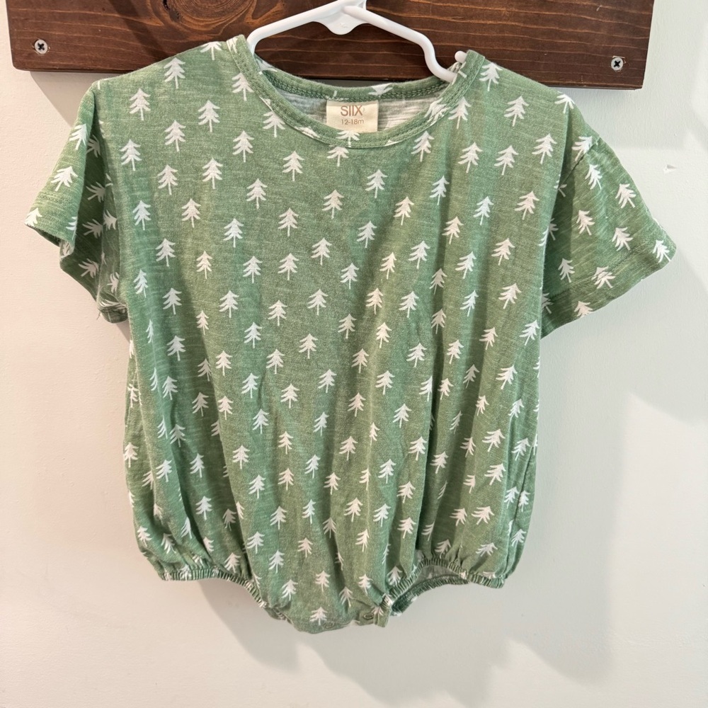 SIIX Organic Cotton Christmas Tree‎ T Shirt Bubble Romper 12-18 Months